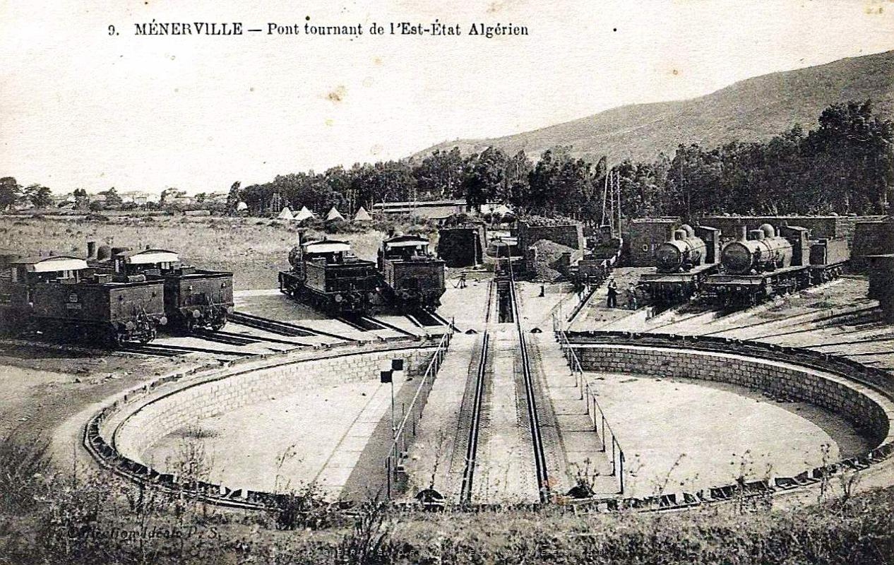 Menerville - Gare - Pont-Tournant.jpg